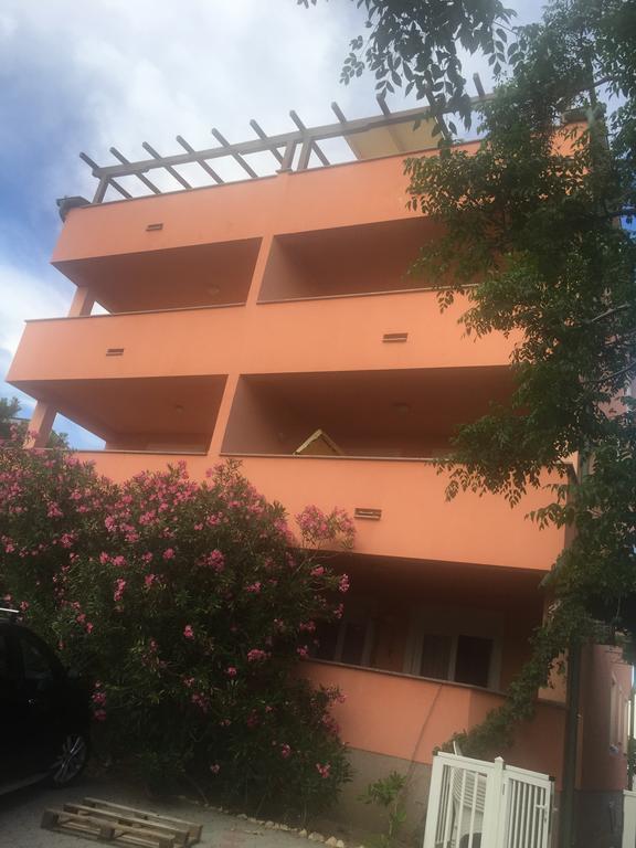 Apartments Vidovic Povljana Exterior photo